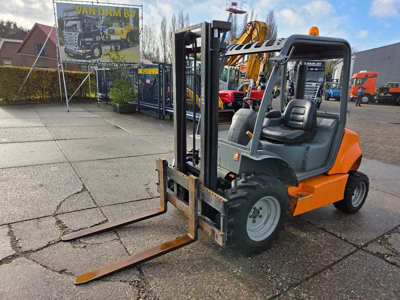 AUSA C150H 4WD heftruck met sideshift - Dieselstapler: das Bild 1 AUSA C150H 4WD heftruck met sideshift - Dieselstapler: das Bild 1