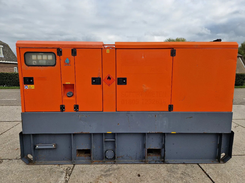 Atlas-Copco QAS150 met Leroy Somer generator - Stromgenerator: das Bild 1 Atlas-Copco QAS150 met Leroy Somer generator - Stromgenerator: das Bild 1