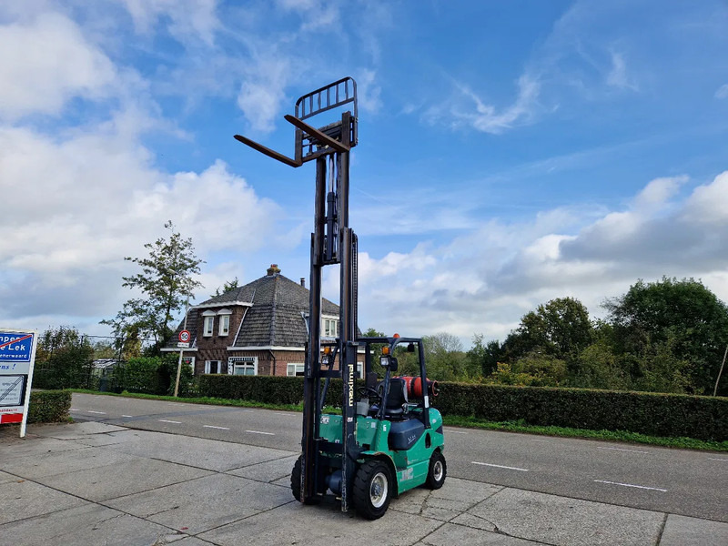 Maximal Nissan Zhejiang 2.5 ton LPG LOW HOURS - Treibgasstapler: das Bild 1 Maximal Nissan Zhejiang 2.5 ton LPG LOW HOURS - Treibgasstapler: das Bild 1