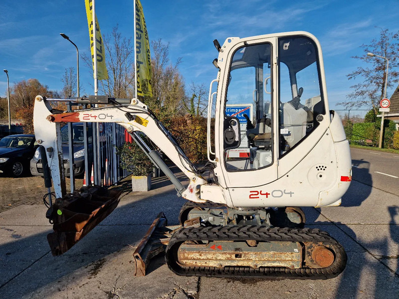WACKER NEUSON 2404RD kan op een helling draaien - Minibagger: das Bild 2 WACKER NEUSON 2404RD kan op een helling draaien - Minibagger: das Bild 2