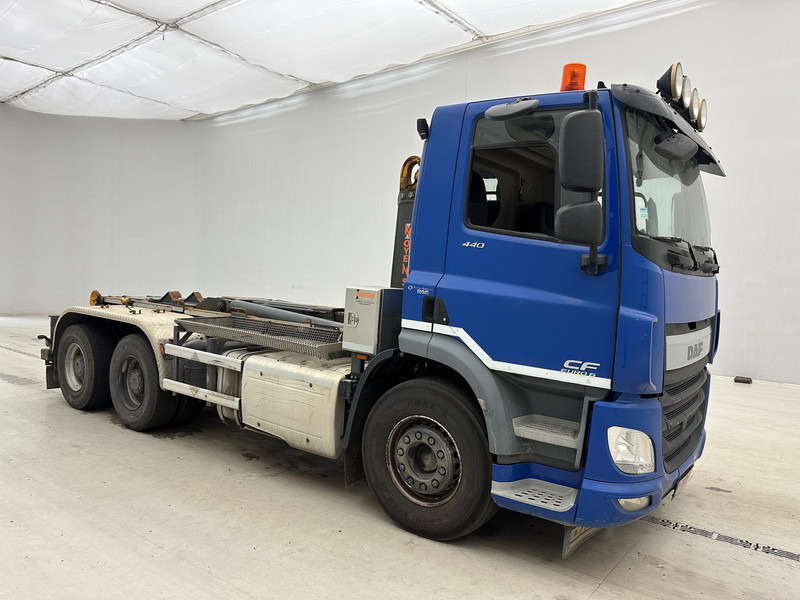 DAF CF 440 - 6x4 - Abrollkipper: das Bild 3 DAF CF 440 - 6x4 - Abrollkipper: das Bild 3