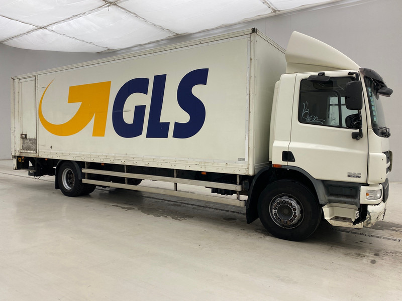 DAF CF65.250 - Koffer LKW: das Bild 2 DAF CF65.250 - Koffer LKW: das Bild 2