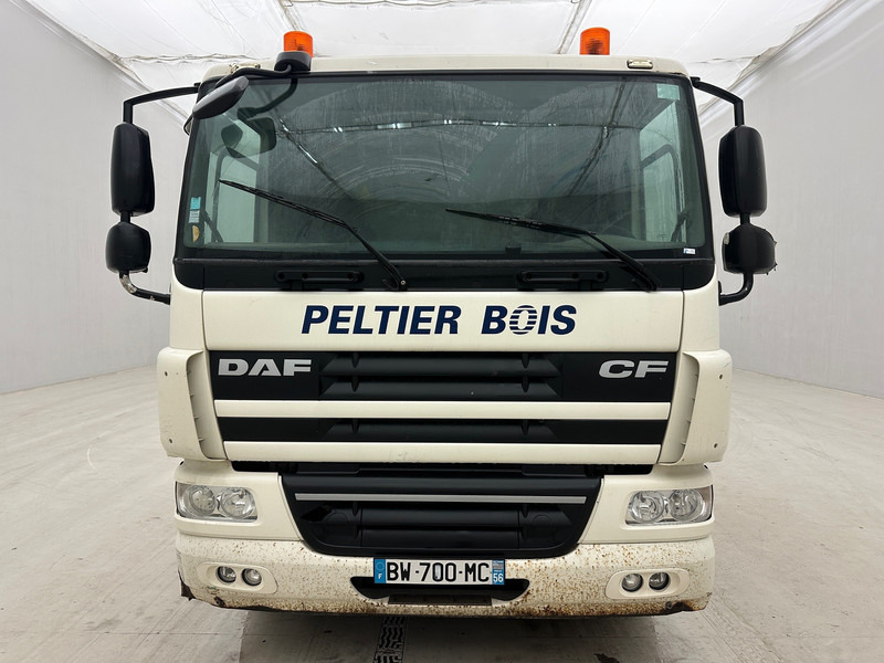 DAF CF65.250 - Pritsche LKW, Autokran: das Bild 2 DAF CF65.250 - Pritsche LKW, Autokran: das Bild 2
