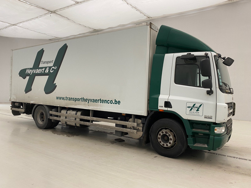 DAF CF75.250 - damaged engine - Koffer LKW: das Bild 3 DAF CF75.250 - damaged engine - Koffer LKW: das Bild 3