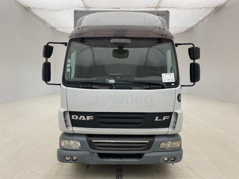 DAF LF45.180 - Koffer LKW: das Bild 2 DAF LF45.180 - Koffer LKW: das Bild 2