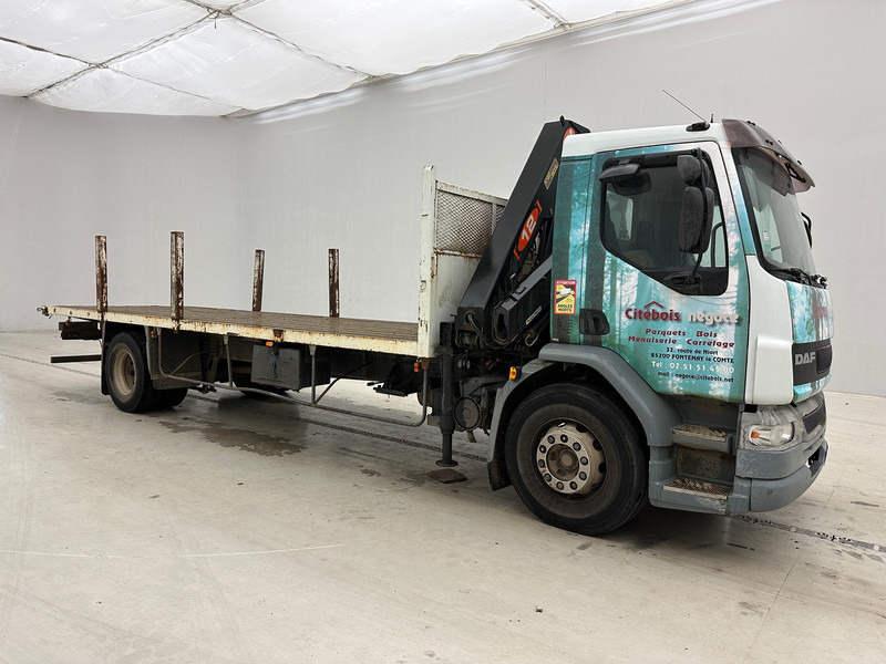 DAF LF55.210 - Pritsche LKW, Autokran: das Bild 3 DAF LF55.210 - Pritsche LKW, Autokran: das Bild 3
