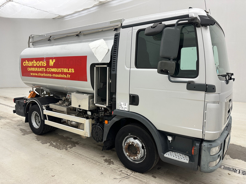 MAN TGL 12.250 - Tankwagen: das Bild 3 MAN TGL 12.250 - Tankwagen: das Bild 3