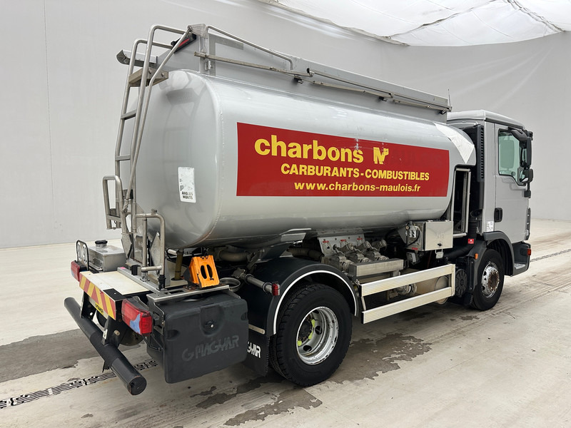 MAN TGL 12.250 - Tankwagen: das Bild 4 MAN TGL 12.250 - Tankwagen: das Bild 4