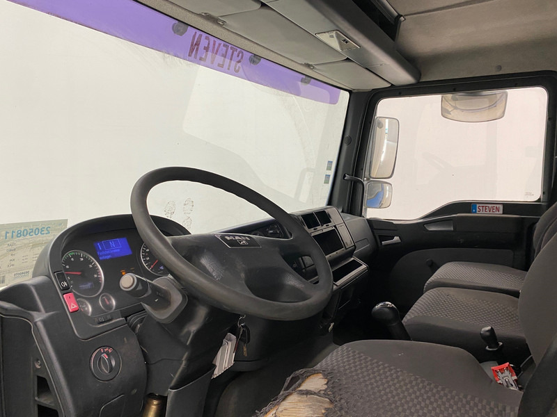 Innenraum Bild 1: Koffer LKW MAN TGL 8.180