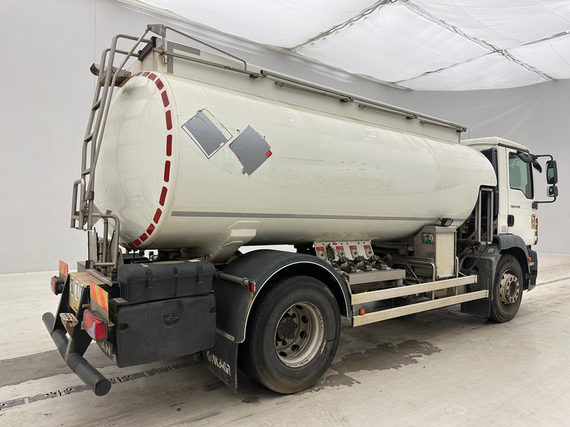 MAN TGM 18.290 - 4x2 - Tankwagen: das Bild 4 MAN TGM 18.290 - 4x2 - Tankwagen: das Bild 4