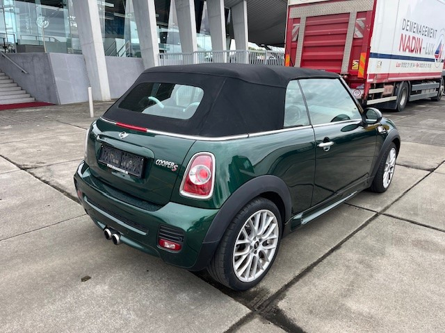 MINI Cooper S Cabrio JOHN COOPER WORKS - PKW: das Bild 4 MINI Cooper S Cabrio JOHN COOPER WORKS - PKW: das Bild 4