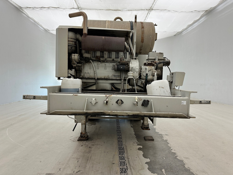 MOL Mixer 10 cub - Betonmischer Auflieger: das Bild 2 MOL Mixer 10 cub - Betonmischer Auflieger: das Bild 2