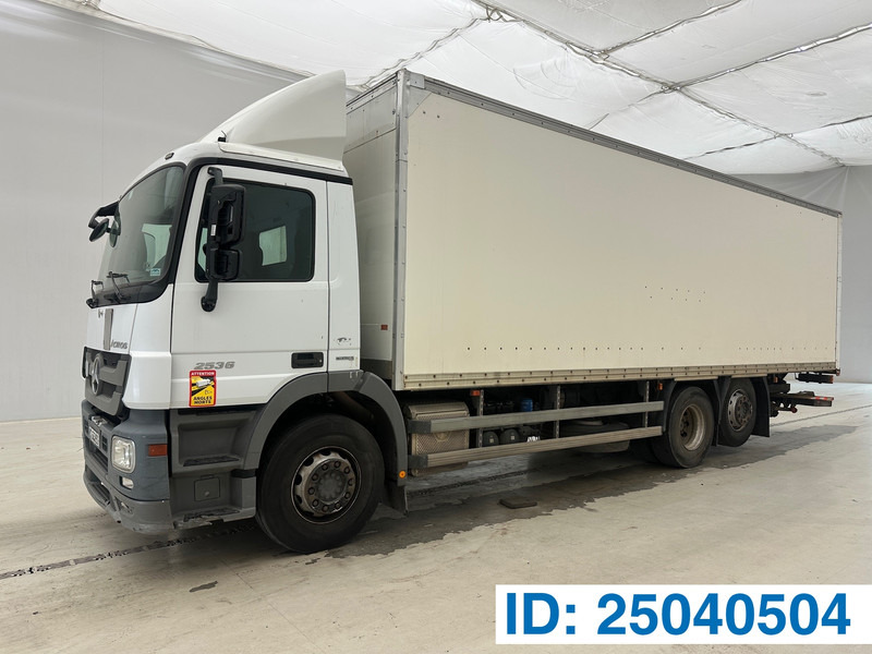 Mercedes-Benz Actros 2536 - 6x2 - Koffer LKW: das Bild 1 Mercedes-Benz Actros 2536 - 6x2 - Koffer LKW: das Bild 1