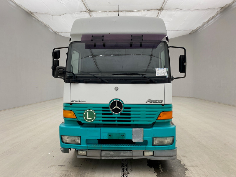 Mercedes-Benz Atego 1828 - Pritsche LKW, Autokran: das Bild 2 Mercedes-Benz Atego 1828 - Pritsche LKW, Autokran: das Bild 2
