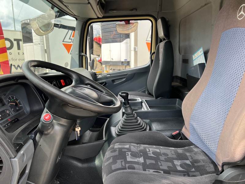 Plane LKW Mercedes-Benz Axor 1828: das Bild 15