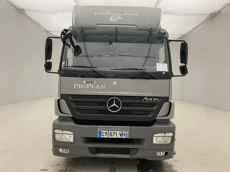 Mercedes-Benz Axor 1833 - Koffer LKW: das Bild 2 Mercedes-Benz Axor 1833 - Koffer LKW: das Bild 2