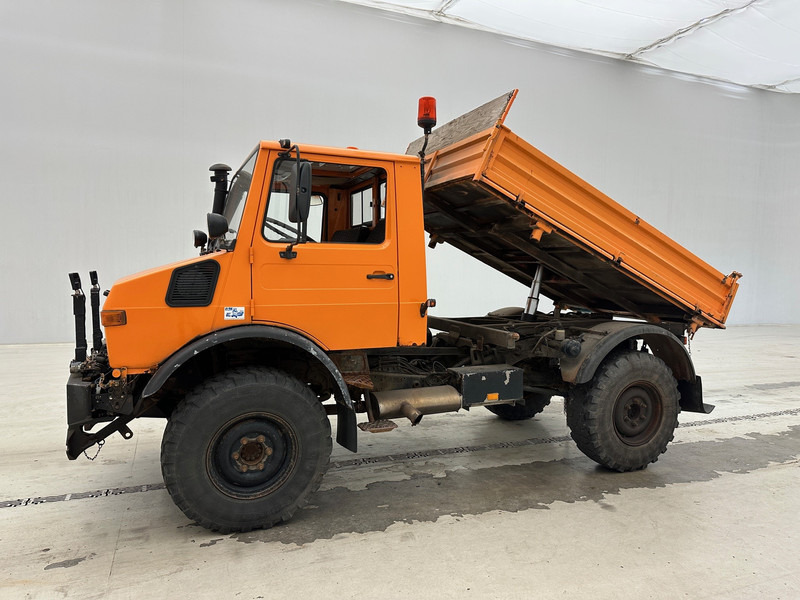 Mercedes-Benz Unimog U427 - 4x4 - Kipper: das Bild 4 Mercedes-Benz Unimog U427 - 4x4 - Kipper: das Bild 4