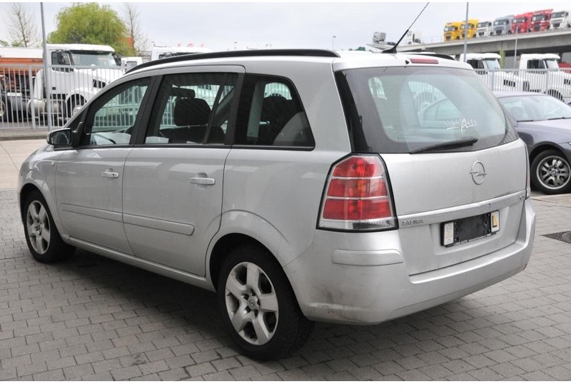 Opel Zafira - PKW: das Bild 4 Opel Zafira - PKW: das Bild 4
