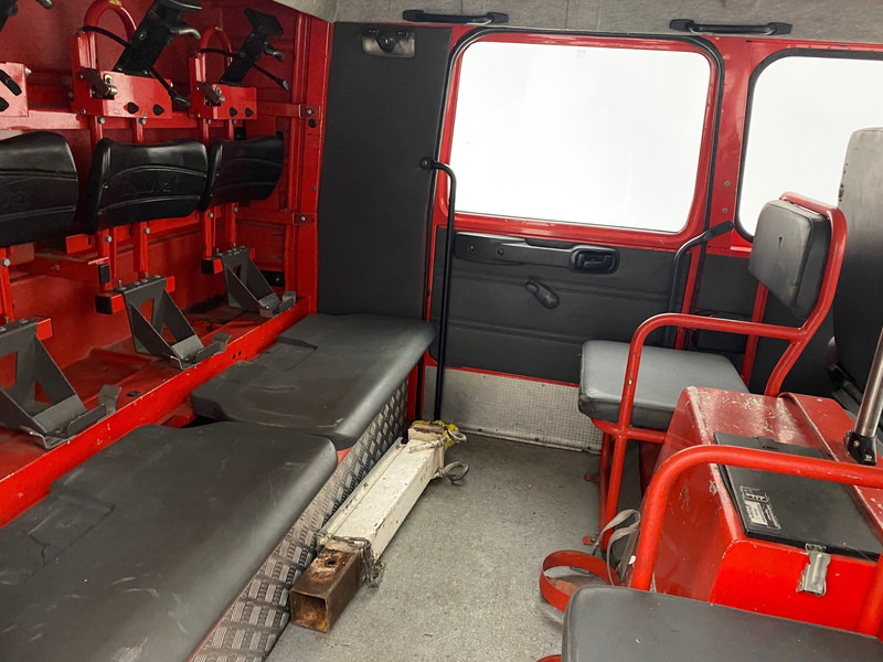 Renault M 210* - Feuerwehrfahrzeug: das Bild 4 Renault M 210* - Feuerwehrfahrzeug: das Bild 4