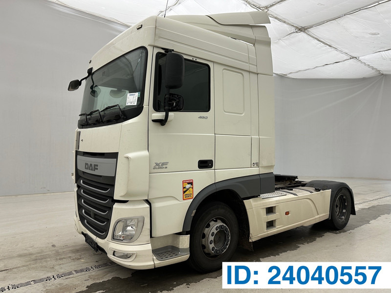DAF XF 460 Space Cab - Sattelzugmaschine: das Bild 1 DAF XF 460 Space Cab - Sattelzugmaschine: das Bild 1