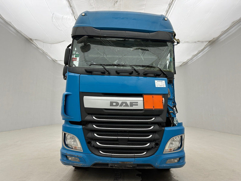 DAF XF 460 Super Space Cab* - Sattelzugmaschine: das Bild 2 DAF XF 460 Super Space Cab* - Sattelzugmaschine: das Bild 2