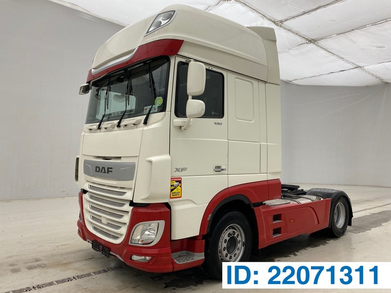 DAF XF105.530 Super Space Cab - Sattelzugmaschine: das Bild 1 DAF XF105.530 Super Space Cab - Sattelzugmaschine: das Bild 1