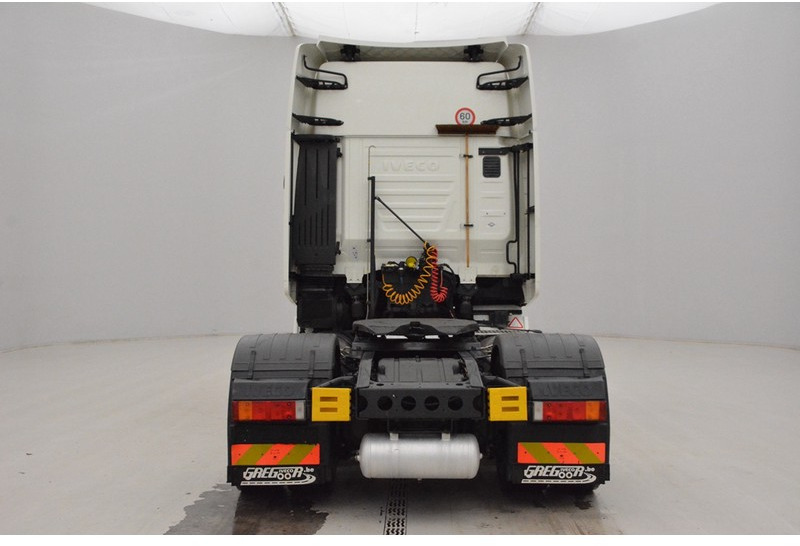 Iveco Stralis AS440S40 LNG Natural Power - Sattelzugmaschine: das Bild 5 Iveco Stralis AS440S40 LNG Natural Power - Sattelzugmaschine: das Bild 5
