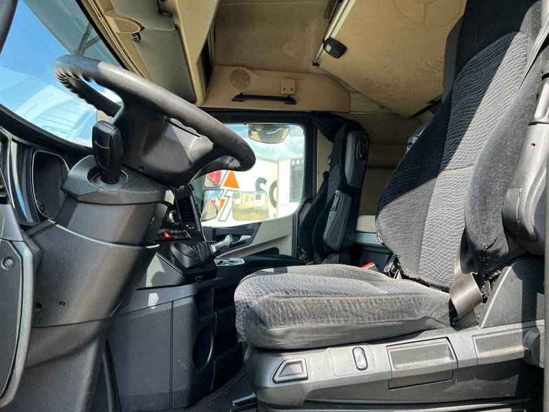 Sattelzugmaschine Mercedes-Benz Actros 1845 BigSpace: das Bild 8