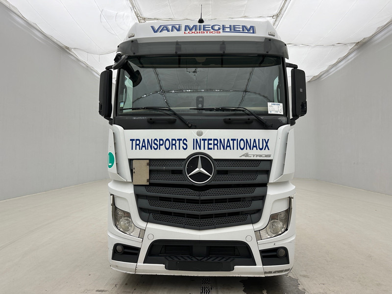 Mercedes-Benz Actros 1942 - Sattelzugmaschine: das Bild 2 Mercedes-Benz Actros 1942 - Sattelzugmaschine: das Bild 2