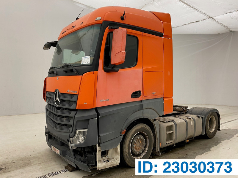 Mercedes-Benz Actros 1945 - Sattelzugmaschine: das Bild 1 Mercedes-Benz Actros 1945 - Sattelzugmaschine: das Bild 1