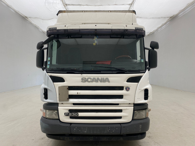 Scania P230 - Plane LKW: das Bild 2 Scania P230 - Plane LKW: das Bild 2