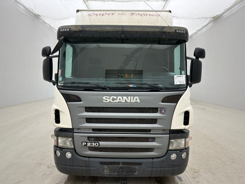 Scania P230* - Koffer LKW: das Bild 2 Scania P230* - Koffer LKW: das Bild 2
