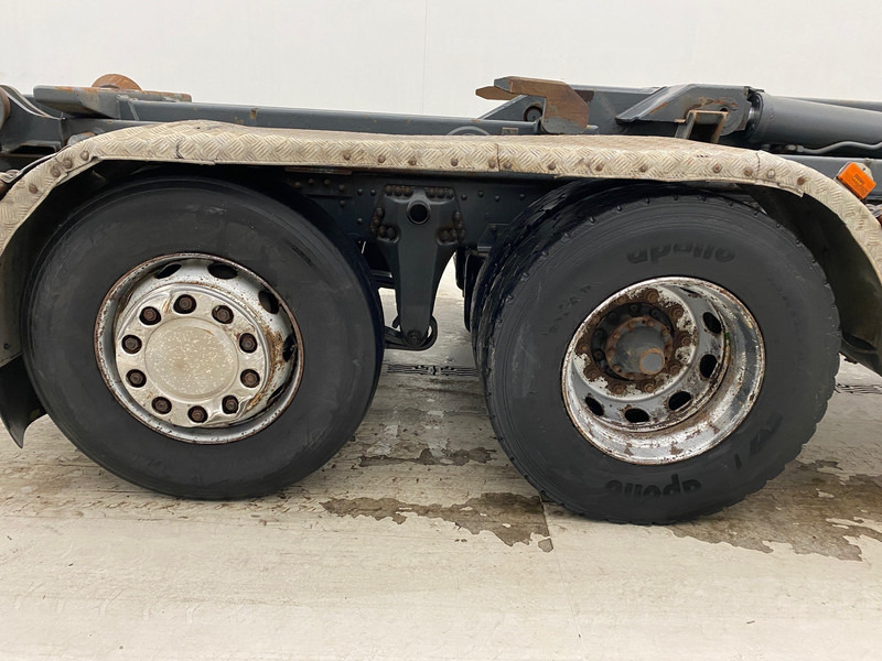 Scania R420 - 6x2 - Abrollkipper: das Bild 4 Scania R420 - 6x2 - Abrollkipper: das Bild 4
