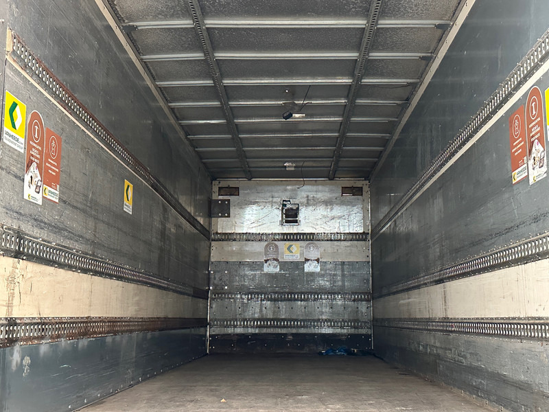 Volvo FE 300 - 6x2 - Koffer LKW: das Bild 5 Volvo FE 300 - 6x2 - Koffer LKW: das Bild 5