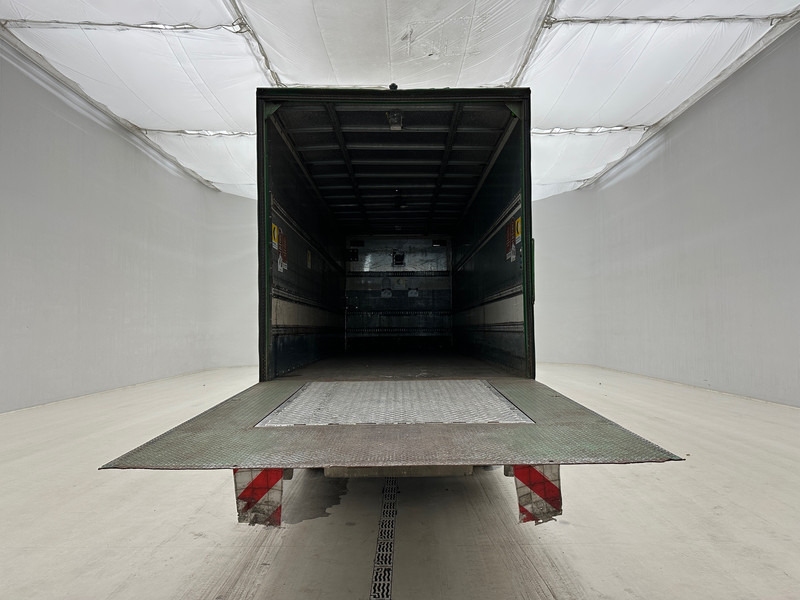 Volvo FE 300 - 6x2 - Koffer LKW: das Bild 4 Volvo FE 300 - 6x2 - Koffer LKW: das Bild 4