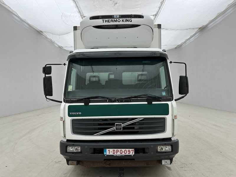 Volvo FL 220 - Kühlkoffer LKW: das Bild 2 Volvo FL 220 - Kühlkoffer LKW: das Bild 2