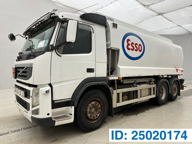 Volvo FM 380 - 6x2 - Tankwagen: das Bild 1 Volvo FM 380 - 6x2 - Tankwagen: das Bild 1