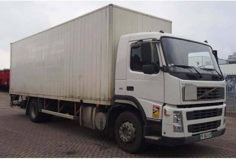 Volvo FM9.260 - Koffer LKW: das Bild 3 Volvo FM9.260 - Koffer LKW: das Bild 3
