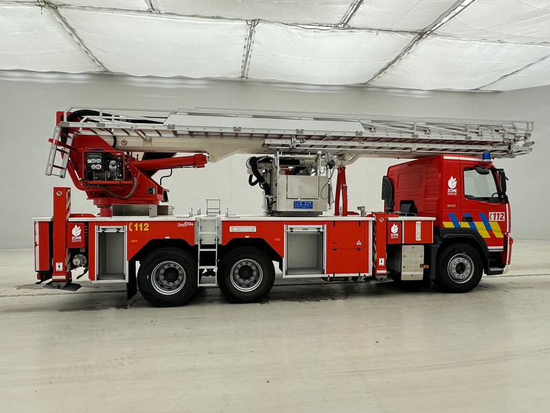 Volvo MAGIRUS ALP330 - FM 340 - 6x4 - Feuerwehrfahrzeug: das Bild 4 Volvo MAGIRUS ALP330 - FM 340 - 6x4 - Feuerwehrfahrzeug: das Bild 4
