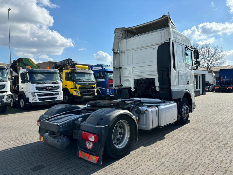 DAF XF 460 Spacecab Euro 6 - Sattelzugmaschine: das Bild 4 DAF XF 460 Spacecab Euro 6 - Sattelzugmaschine: das Bild 4
