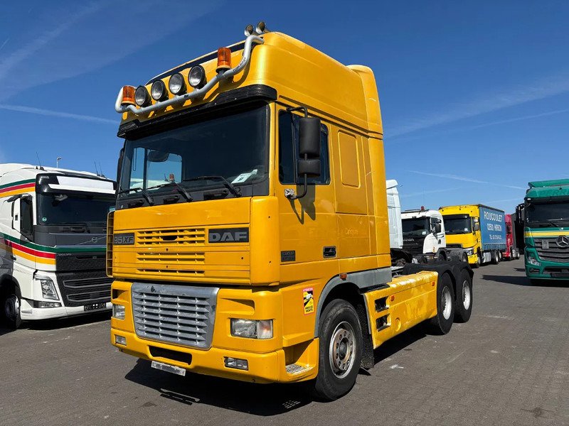 DAF XF 95.530 6X4 Super Spacecab Steelsuspension Manual geabox Euro 3 - Sattelzugmaschine: das Bild 1 DAF XF 95.530 6X4 Super Spacecab Steelsuspension Manual geabox Euro 3 - Sattelzugmaschine: das Bild 1