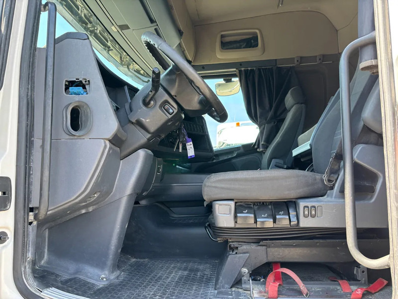 Scania R450 Highline Euro 6 Retarder - Sattelzugmaschine: das Bild 5 Scania R450 Highline Euro 6 Retarder - Sattelzugmaschine: das Bild 5