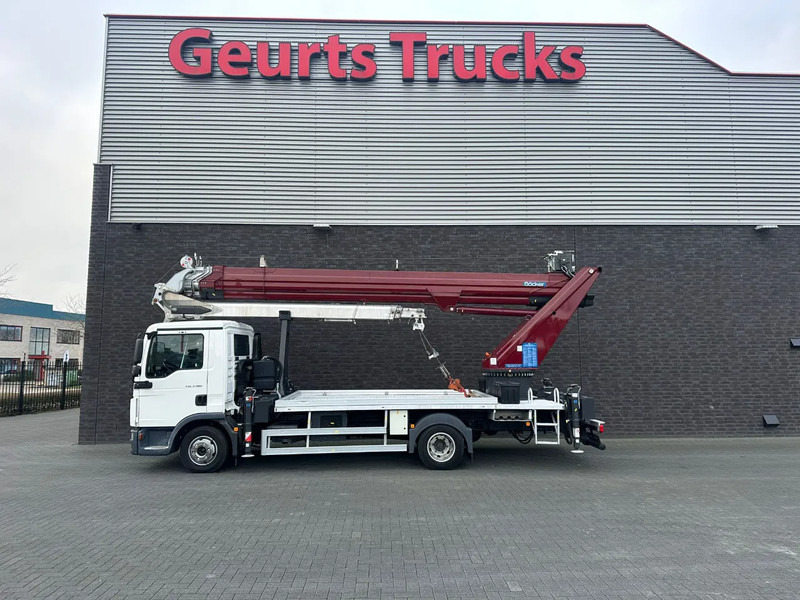 MAN TGL 7.180 4X2 BB BOCKER AK37/4000 + JIB MONTAGEKRAN/DACHDECKERKRAN/ROOFCRANE/KRAAN/KRAN/GRUA - Autokran: das Bild 1 MAN TGL 7.180 4X2 BB BOCKER AK37/4000 + JIB MONTAGEKRAN/DACHDECKERKRAN/ROOFCRANE/KRAAN/KRAN/GRUA - Autokran: das Bild 1