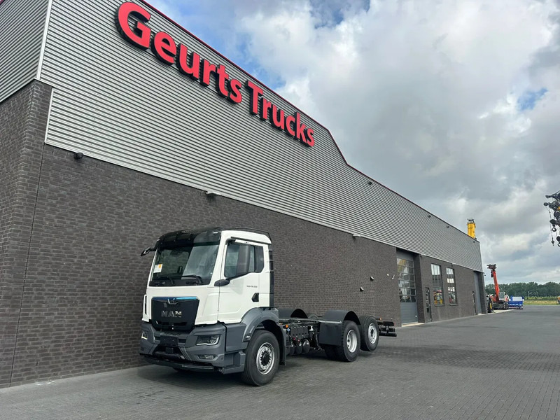 MAN TGS 26.520 6X2H-4 BL CH HYDRO DRIVE CHASSIS CABINE (NIEUW) - Fahrgestell LKW: das Bild 2 MAN TGS 26.520 6X2H-4 BL CH HYDRO DRIVE CHASSIS CABINE (NIEUW) - Fahrgestell LKW: das Bild 2