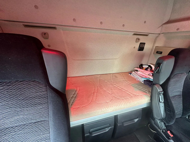 Abrollkipper Mercedes-Benz Actros 2545 6X2 MET HIAB MULTILIFT XR21S61 HAAKARMSYSTEEM / ABROLLKIPPER / HOOKLIFT: das Bild 13 Abrollkipper Mercedes-Benz Actros 2545 6X2 MET HIAB MULTILIFT XR21S61 HAAKARMSYSTEEM / ABROLLKIPPER / HOOKLIFT: das Bild 13