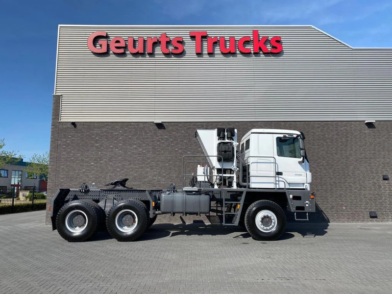 Mercedes-Benz TITAN 5560 Z52-600 F TITAN 5560 Z52-600 F 6X6 HEAVY-DUTY TRUCK - Sattelzugmaschine: das Bild 4 Mercedes-Benz TITAN 5560 Z52-600 F TITAN 5560 Z52-600 F 6X6 HEAVY-DUTY TRUCK - Sattelzugmaschine: das Bild 4