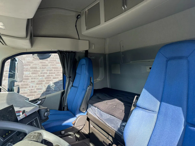 Volvo FH 500 6X2 VDL S-21-6400 HAAKARM / ABROLLKIPPER/ HOOKLIFT - Leasing Volvo FH 500 6X2 VDL S-21-6400 HAAKARM / ABROLLKIPPER/ HOOKLIFT: das Bild 17