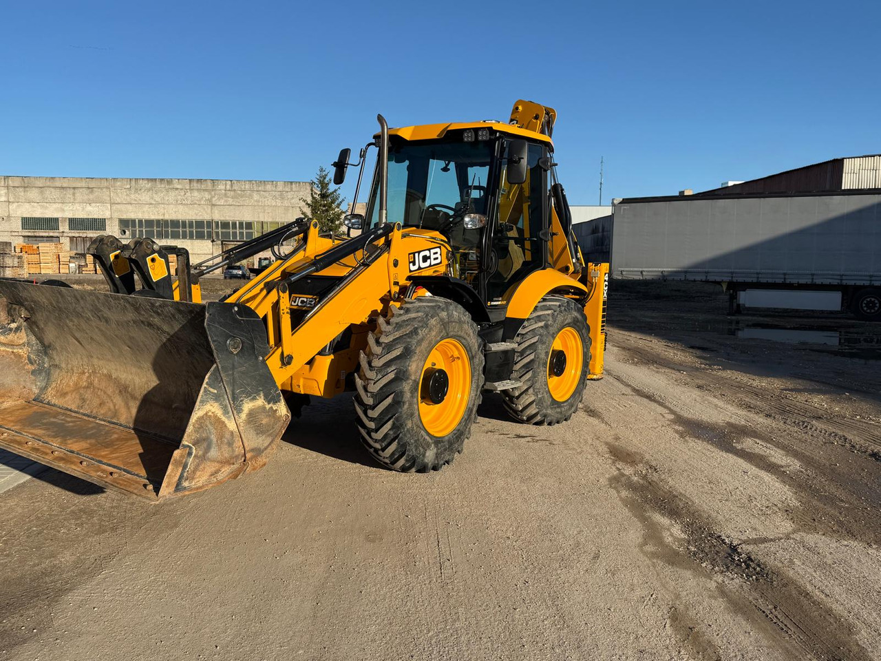 JCB 4cx jostic - Baggerlader: das Bild 2 JCB 4cx jostic - Baggerlader: das Bild 2