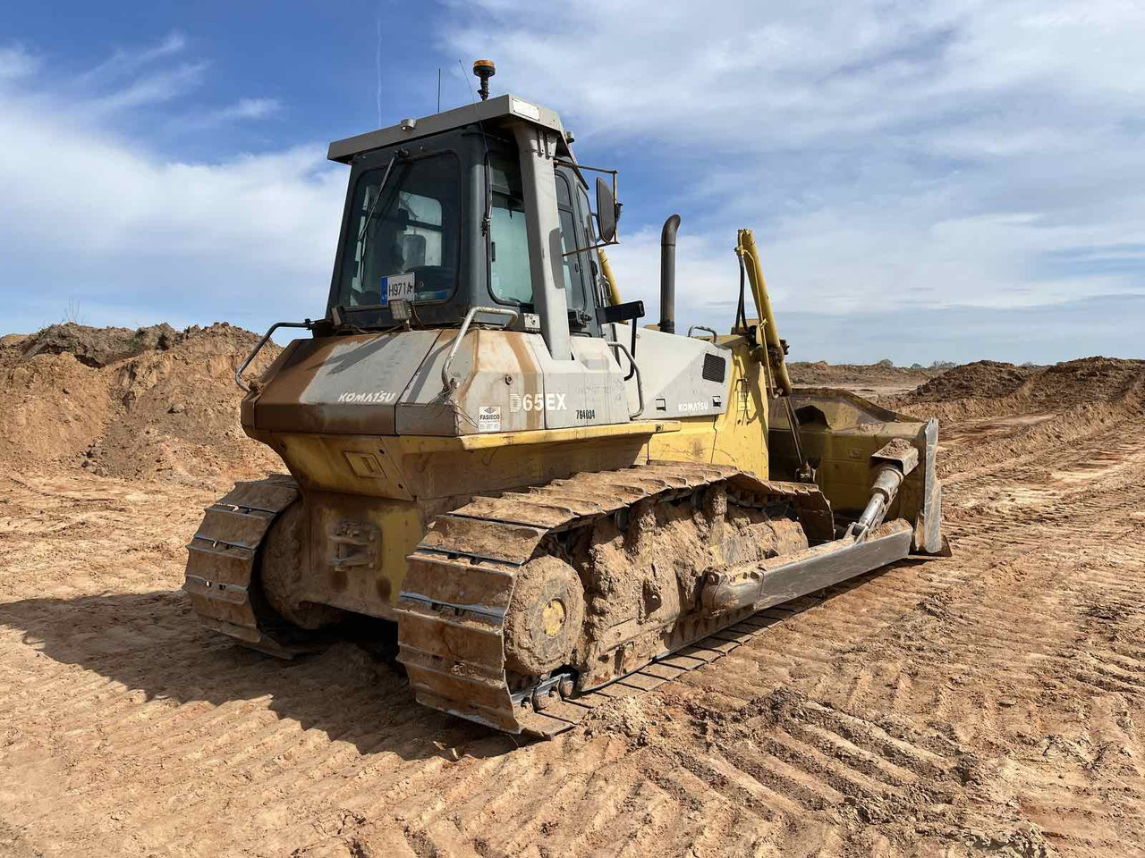 KOMATSU D65EX - Bulldozer: das Bild 5 KOMATSU D65EX - Bulldozer: das Bild 5