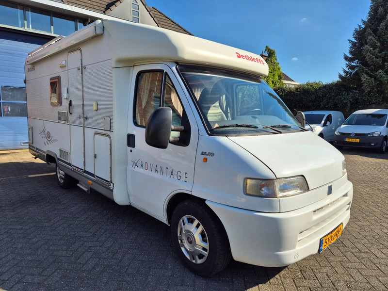 Teilintegriertes Wohnmobil Fiat DETHLEFS GLOBET-ROT...... 2,8 JTD: das Bild 1